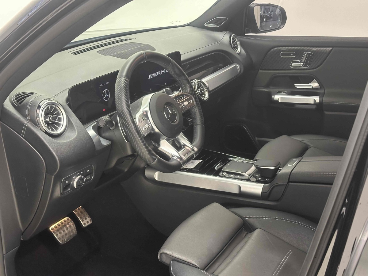 Mercedes-Benz GLB AMG 2023 car image #5