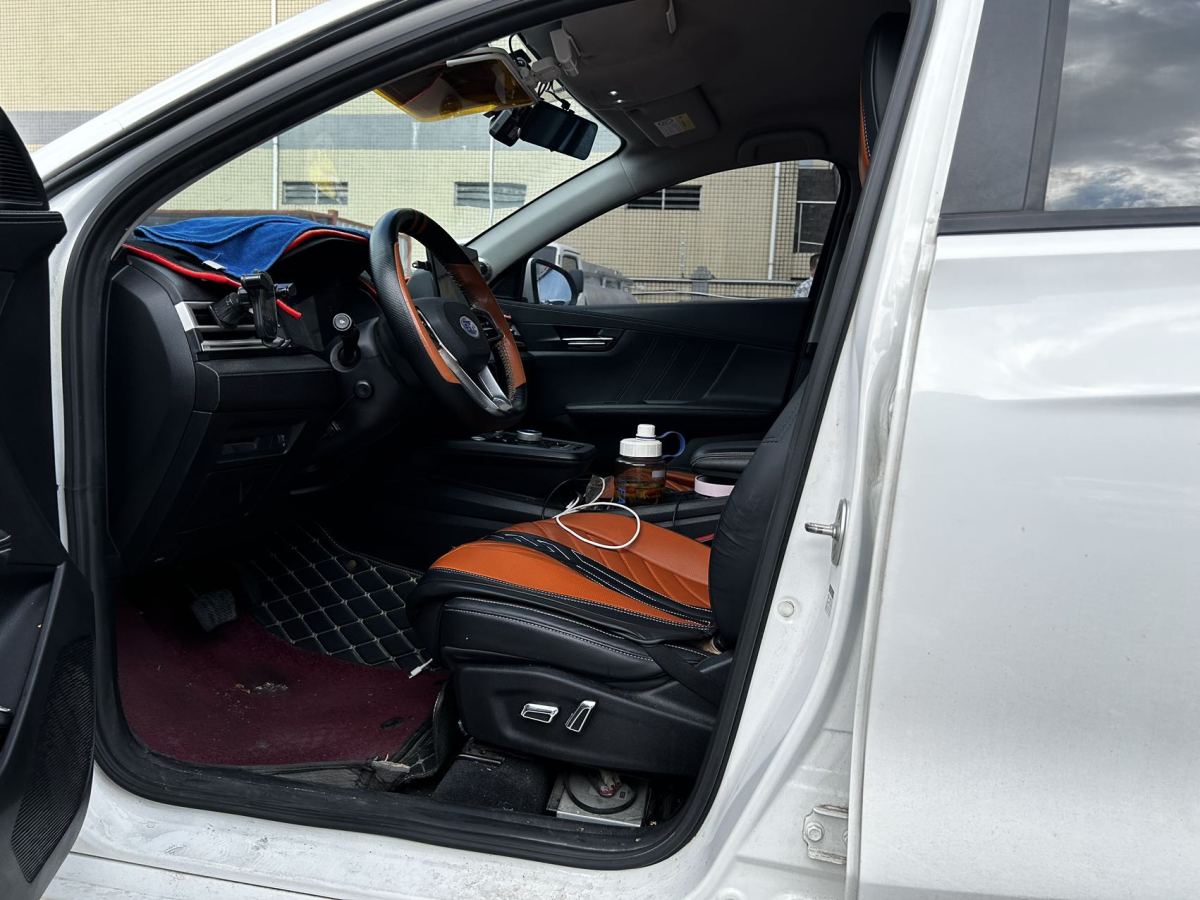 BYD e3 2024 car image #5