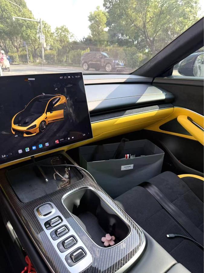 小米汽车 小米SU7 Ultra 2025 汽车图片 #5