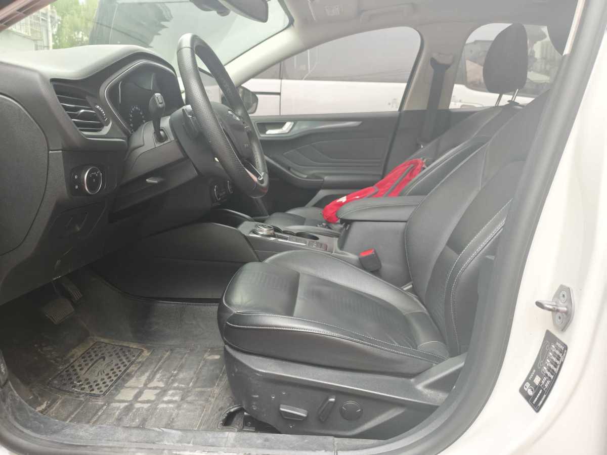 Ford Focus Active 2019 #5 Ford Focus Active 2019 car image #5