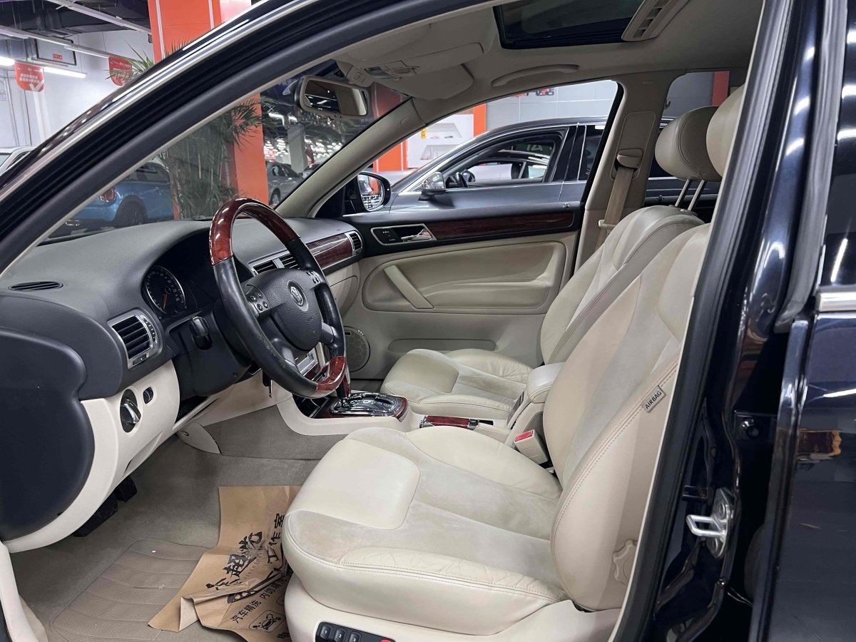 Volkswagen Passat Lingyu 2010 car image #5