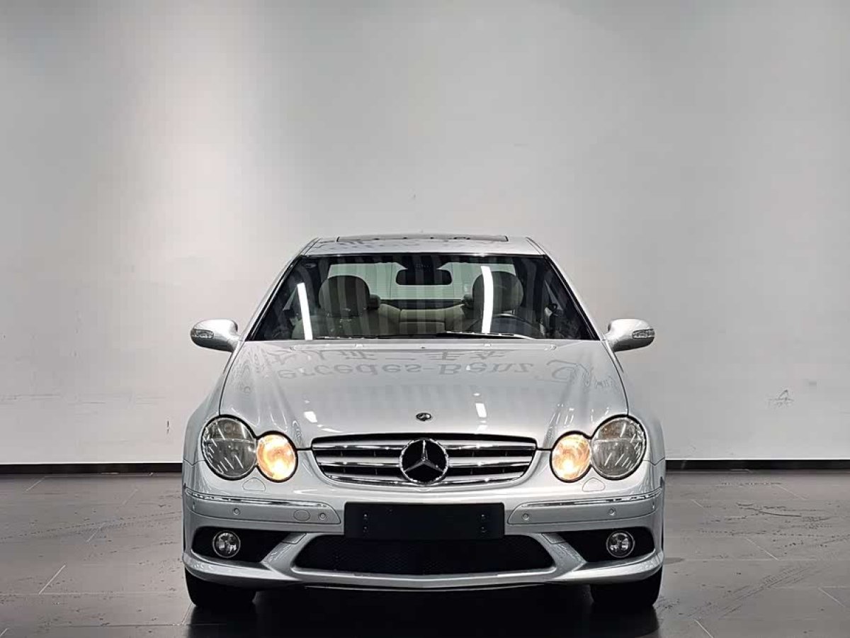 Mercedes-Benz CLK Class 2008 car image #5