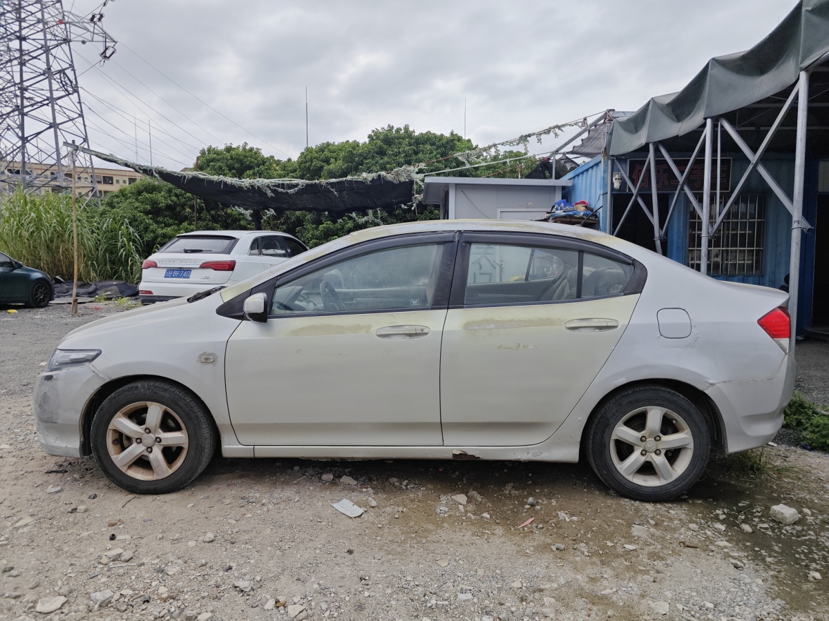 Honda City Classic 2010 car image #5