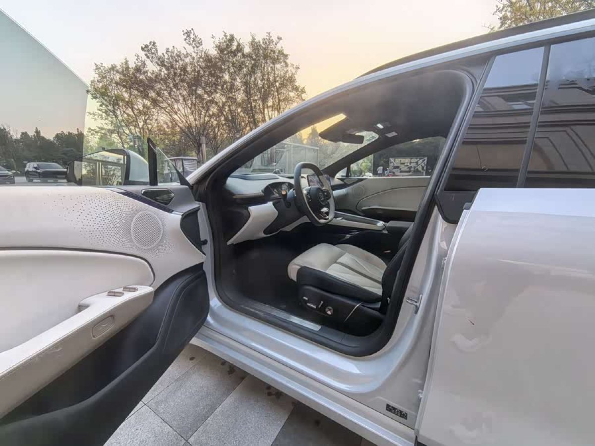 极氪 极氪007GT 2025 汽车图片 #5