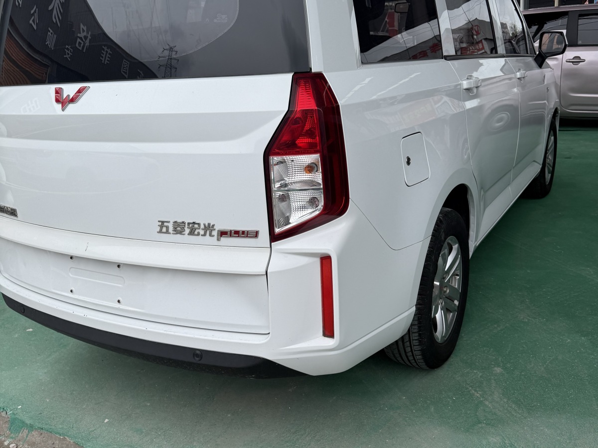 五菱汽车 五菱宏光PLUS 2020 #5 五菱汽车 五菱宏光PLUS 2020 汽车图片 #5