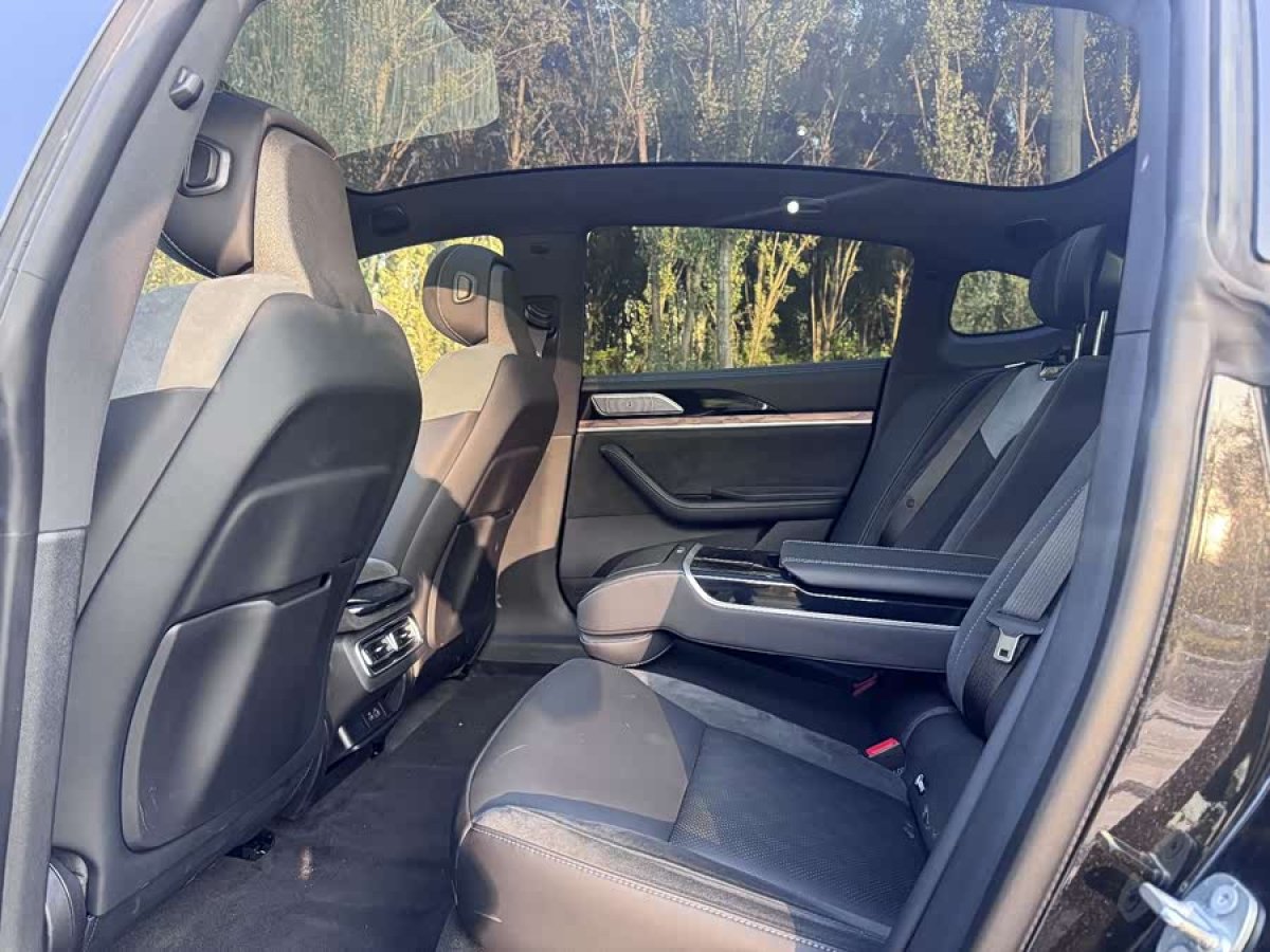 哪吒汽车 哪吒S 2022 #5 哪吒汽车 哪吒S 2022 汽车图片 #5