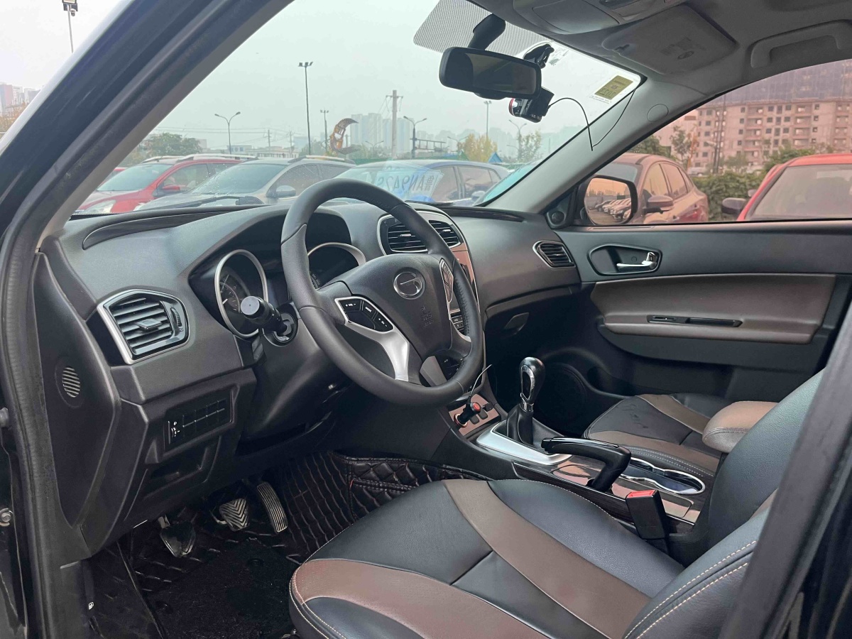 GAC Trumpchi GS5 Super 2015 car image #5