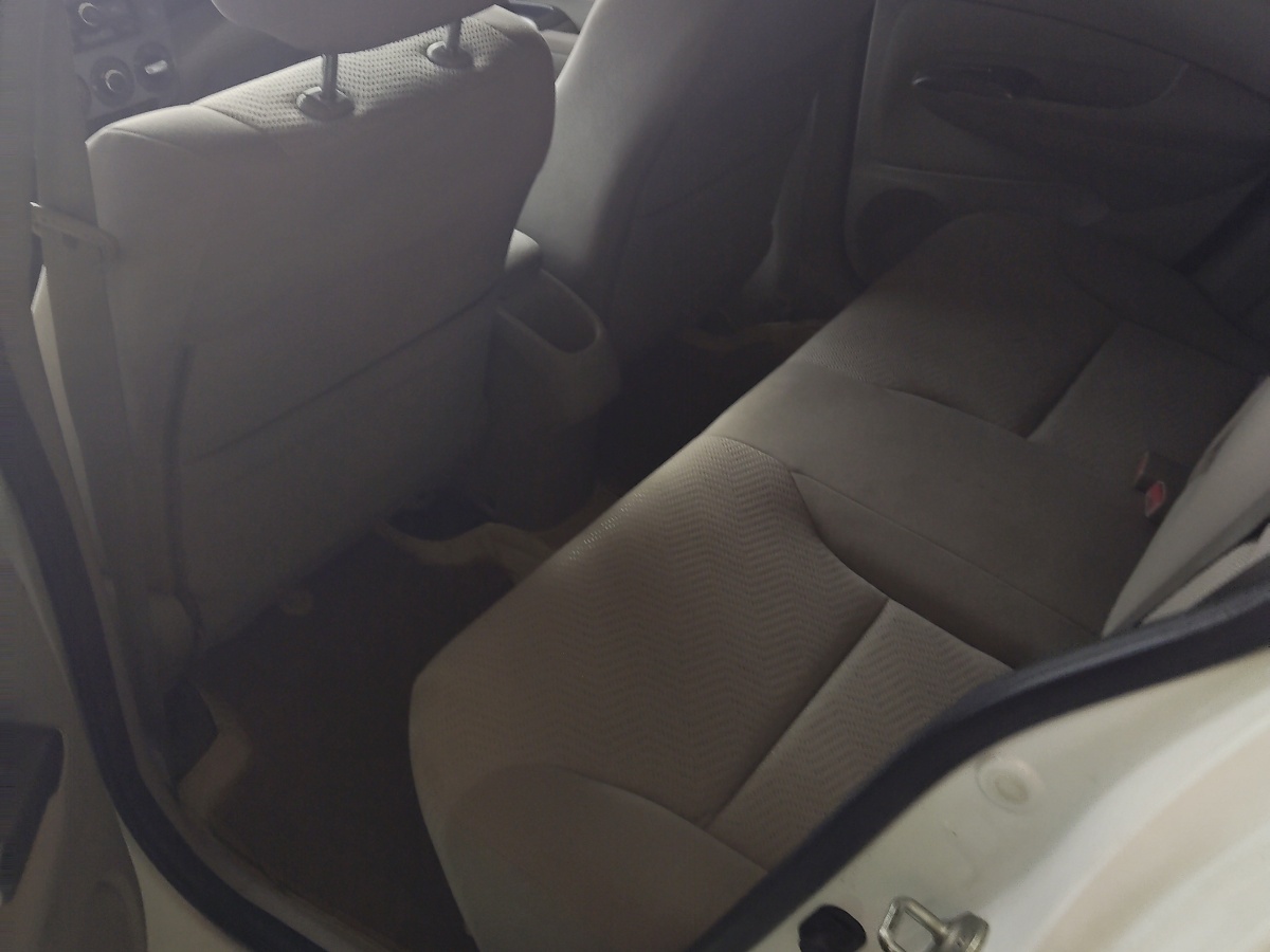 Honda City Classic 2015 car image #5