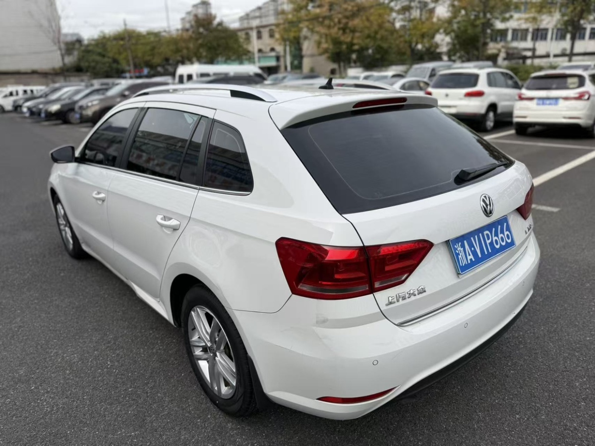 Volkswagen Gran Lavida 2016 immagine di auto #5