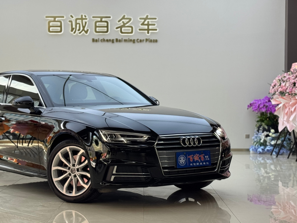 Audi A4 2018 car image #5