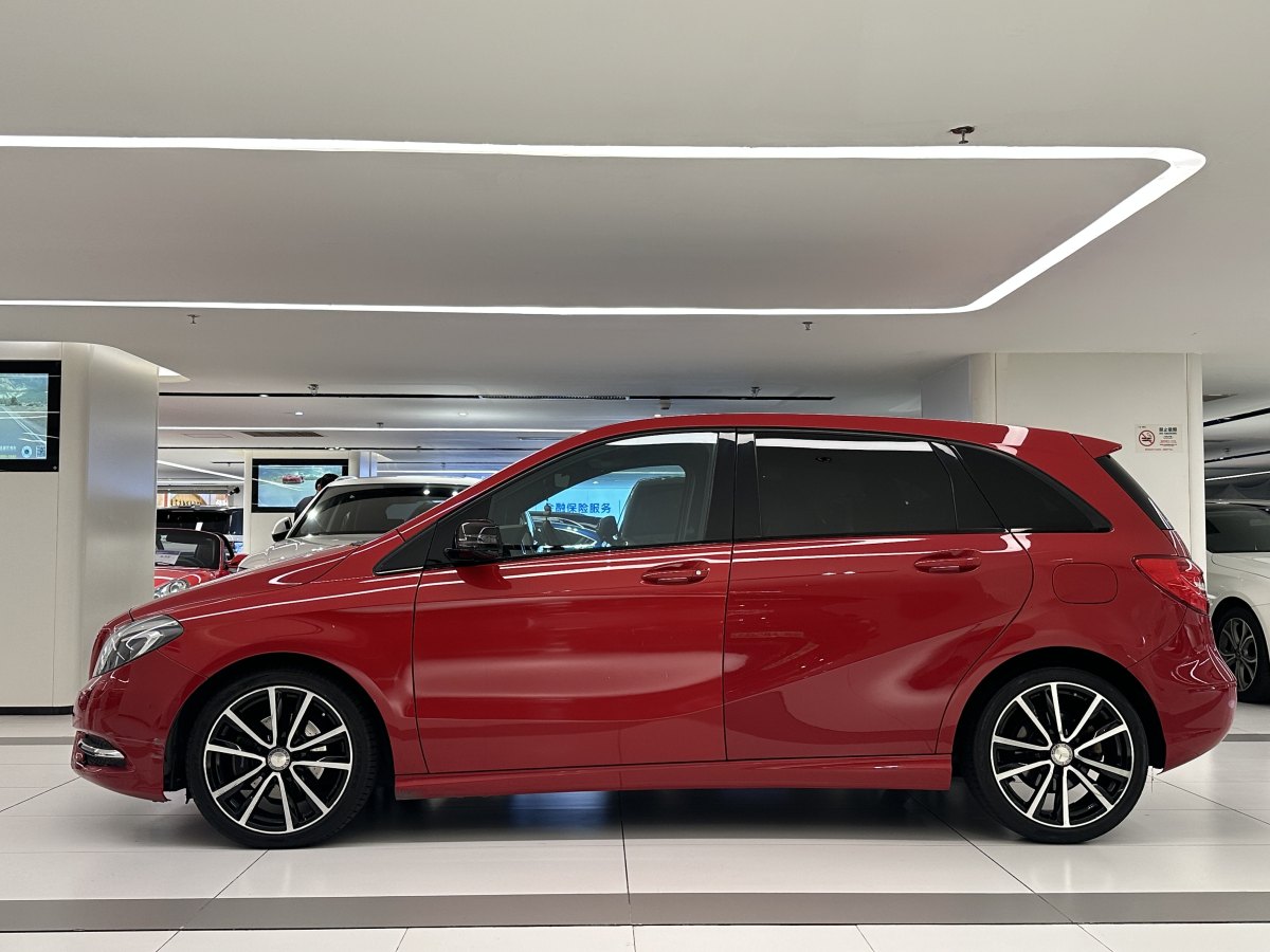 Mercedes-Benz B Class 2012 car image #5