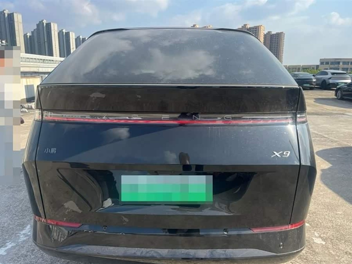 Xpeng X9 2025 imagem de carro #5