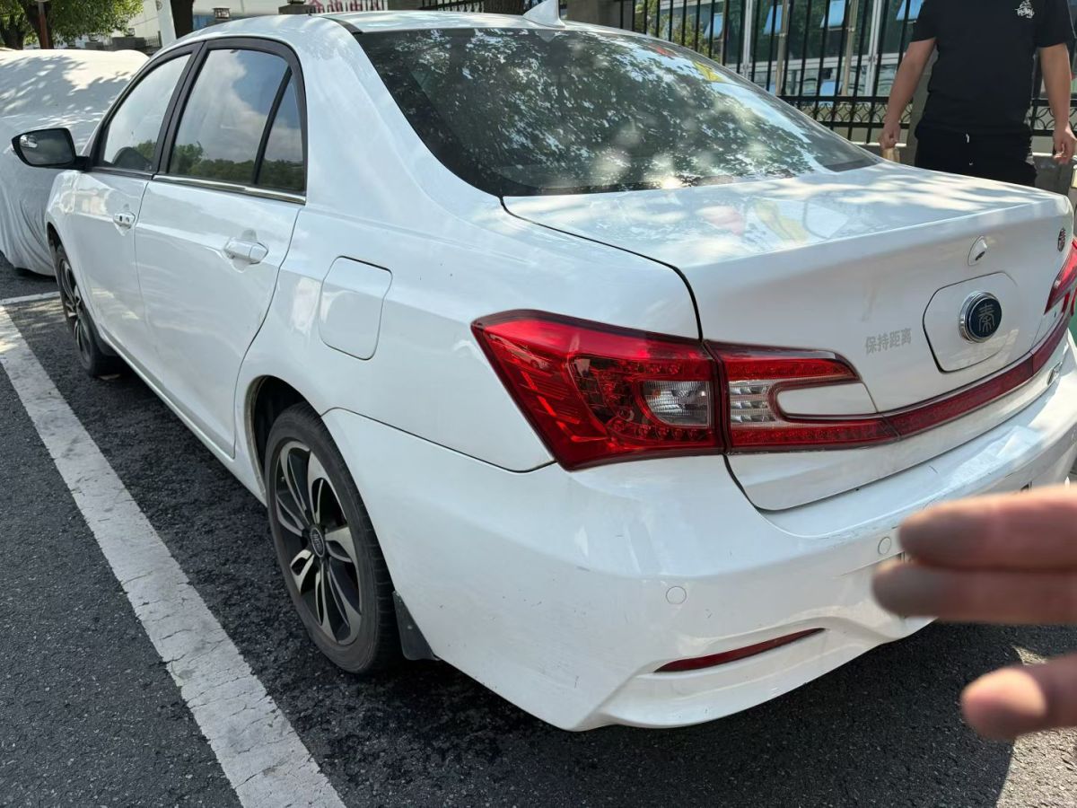 BYD Qin New Energy 2015 #5 BYD Qin New Energy 2015 car image #5