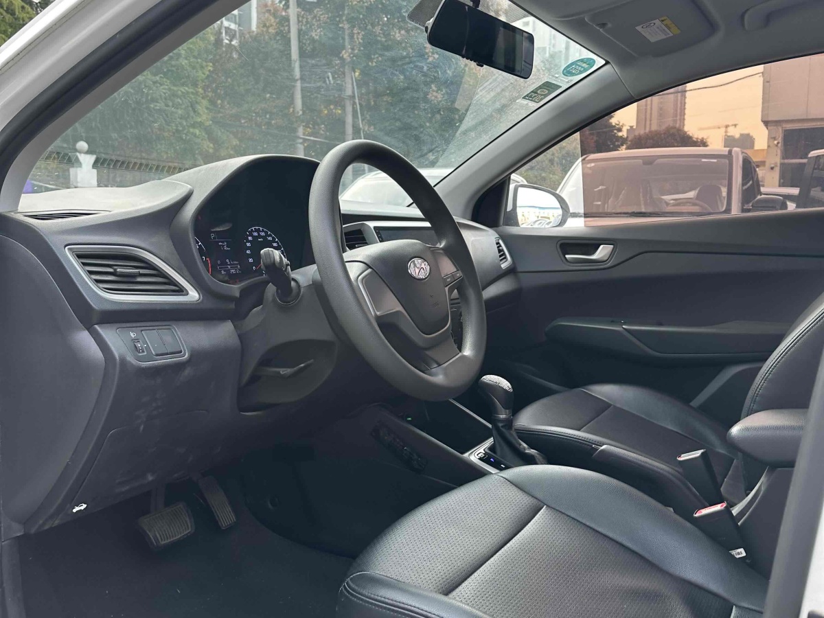 Hyundai Verna RV 2018 #5 Hyundai Verna RV 2018 car image #5