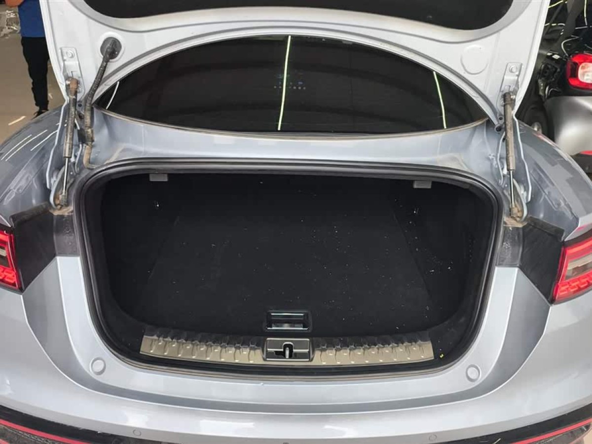 哪吒汽车 哪吒GT 2023 汽车图片 #5