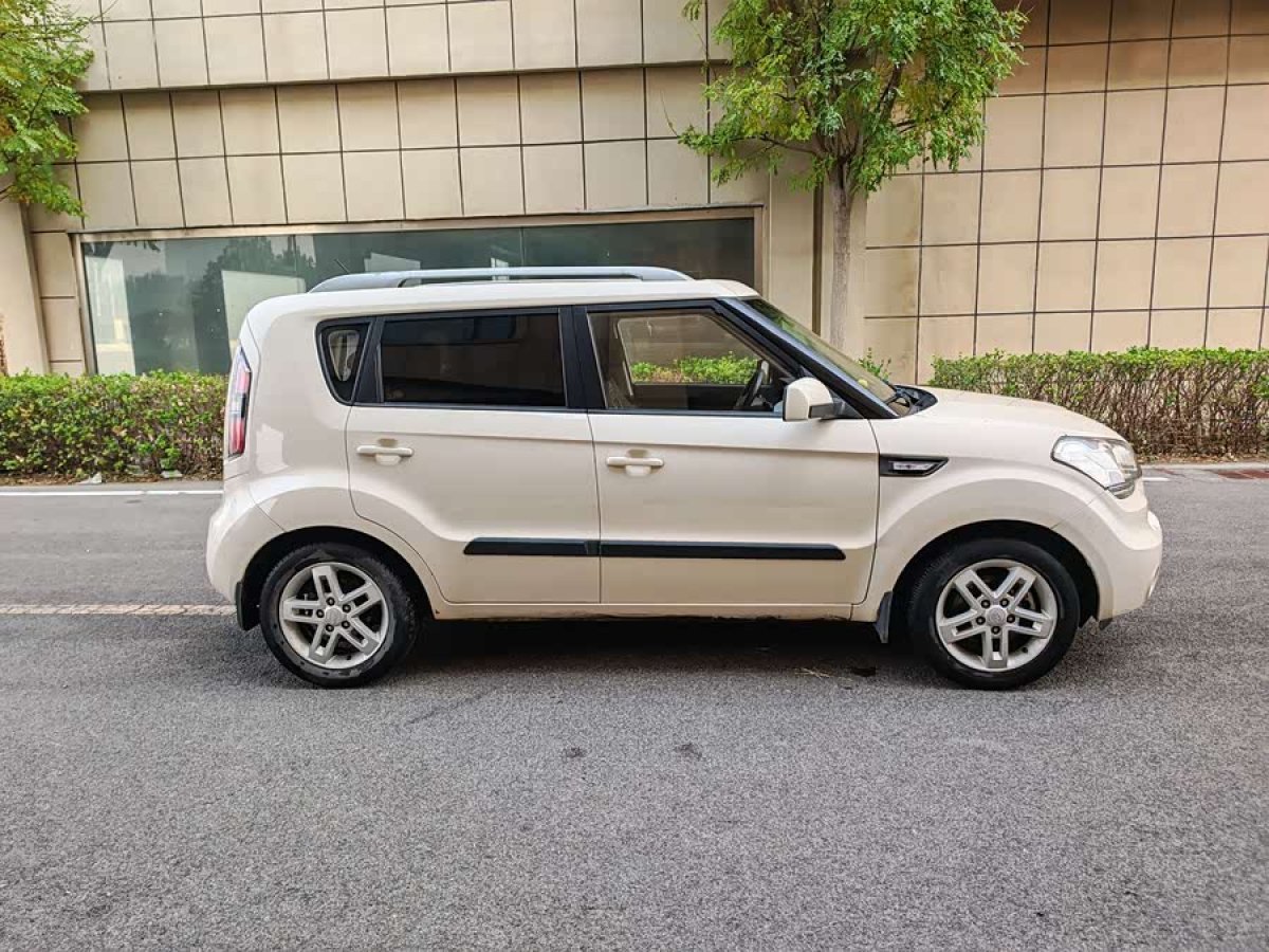 Kia Soul 2013 immagine di auto #5
