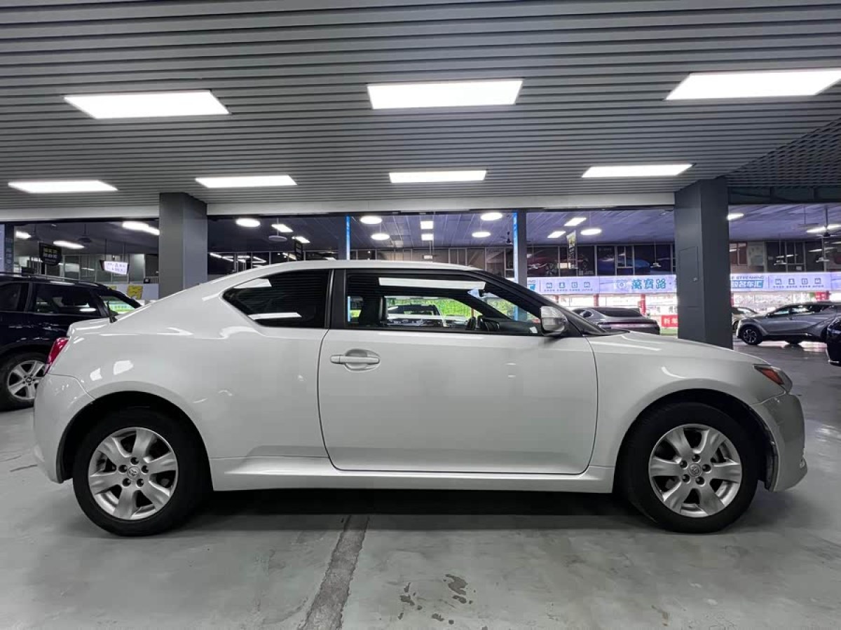 Toyota Zelas 2012 #5 Toyota Zelas 2012 car image #5