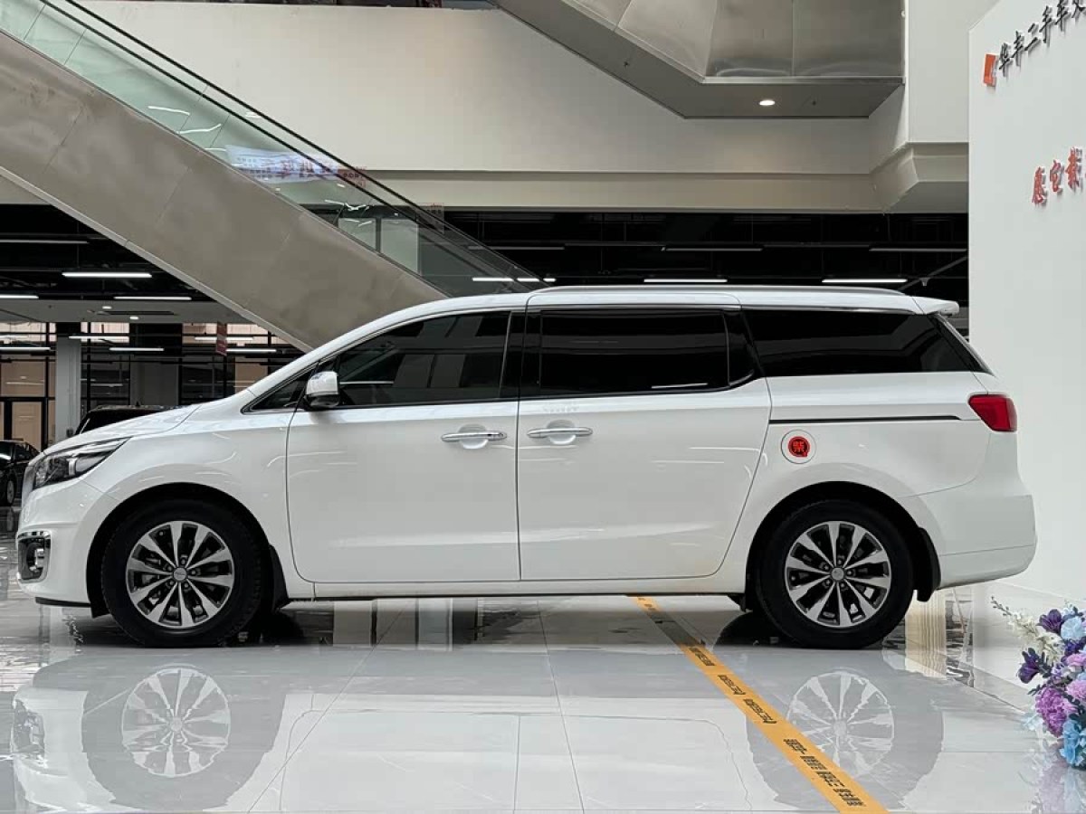 Kia Carnival (Imported) 2018 immagine di auto #5