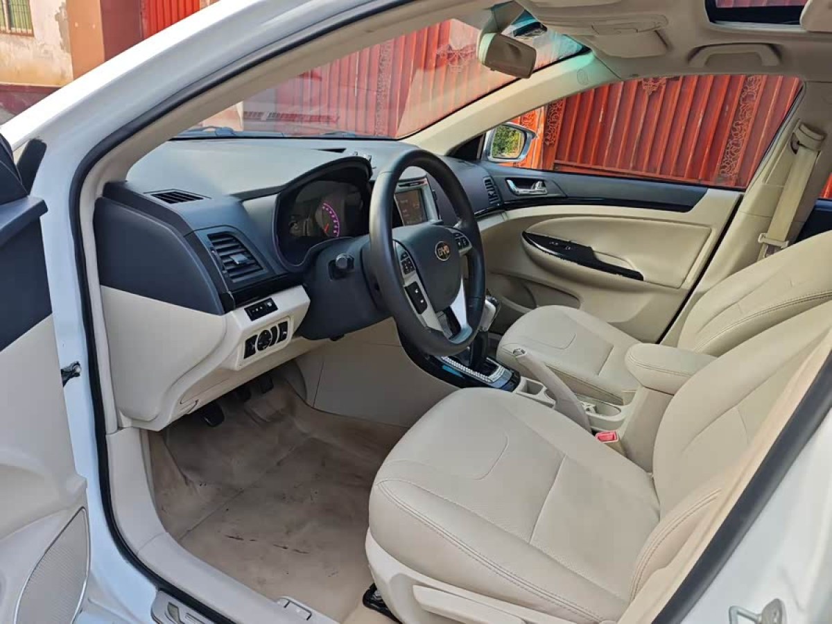 BYD SuRui 2013 car image #5