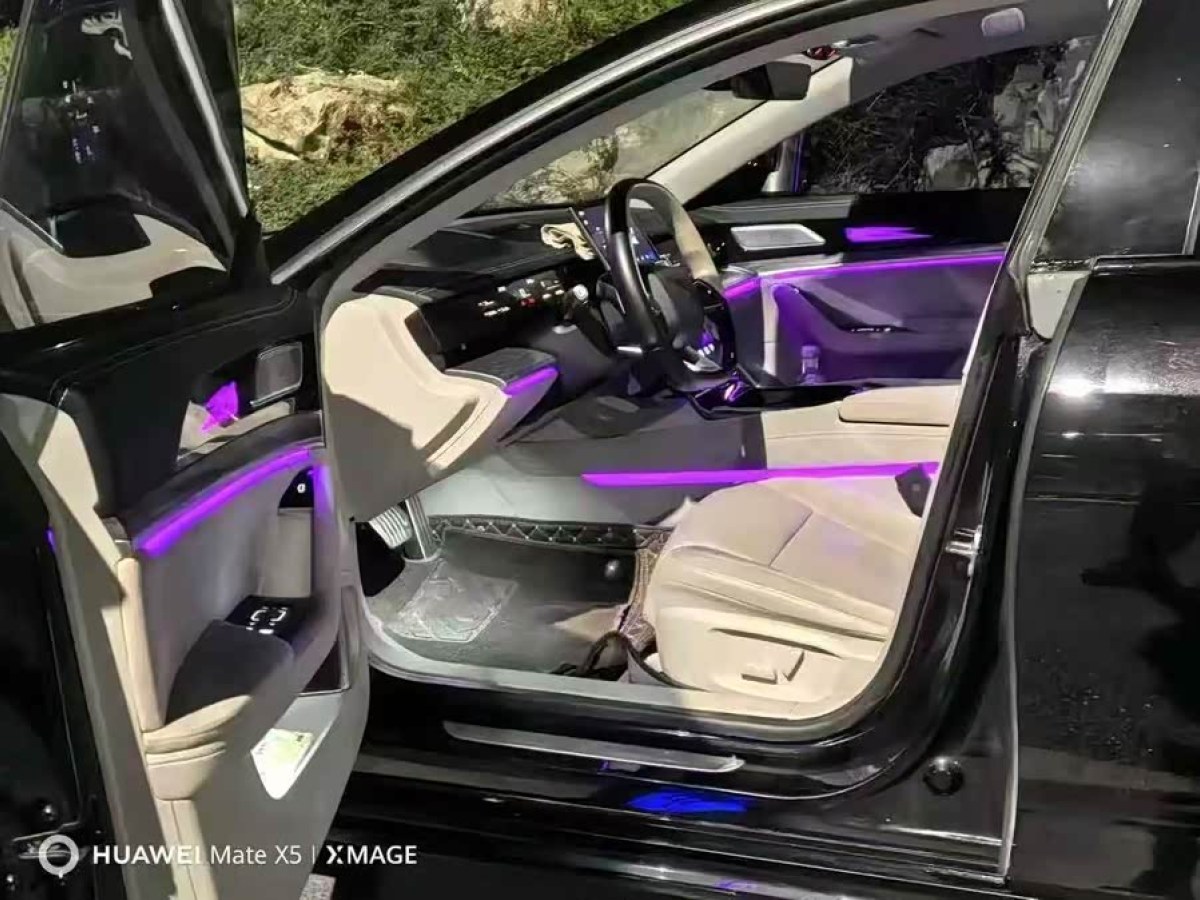 哪吒汽车 哪吒S 2023 汽车图片 #5