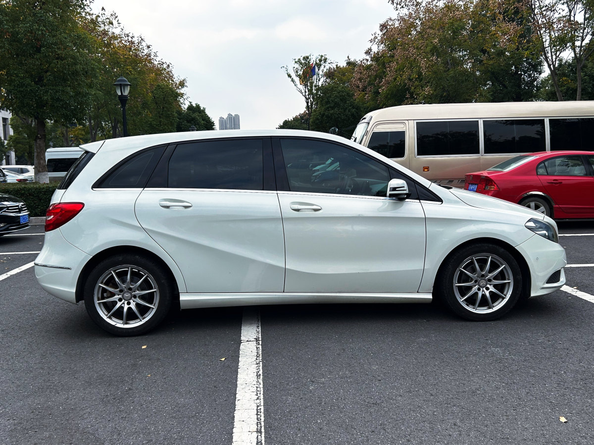 Mercedes-Benz B Class 2013 #5 Mercedes-Benz B Class 2013 car image #5