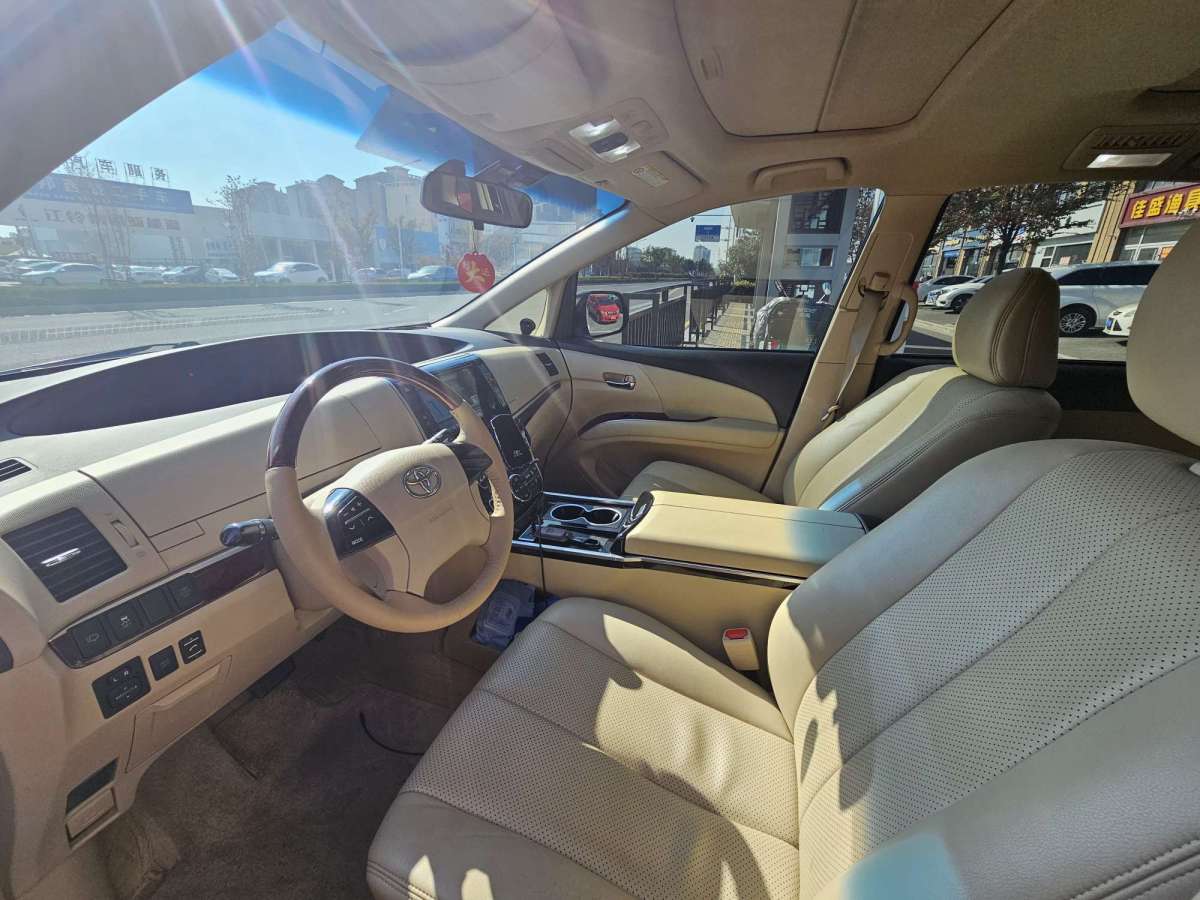 Toyota Previa 2018 car image #5