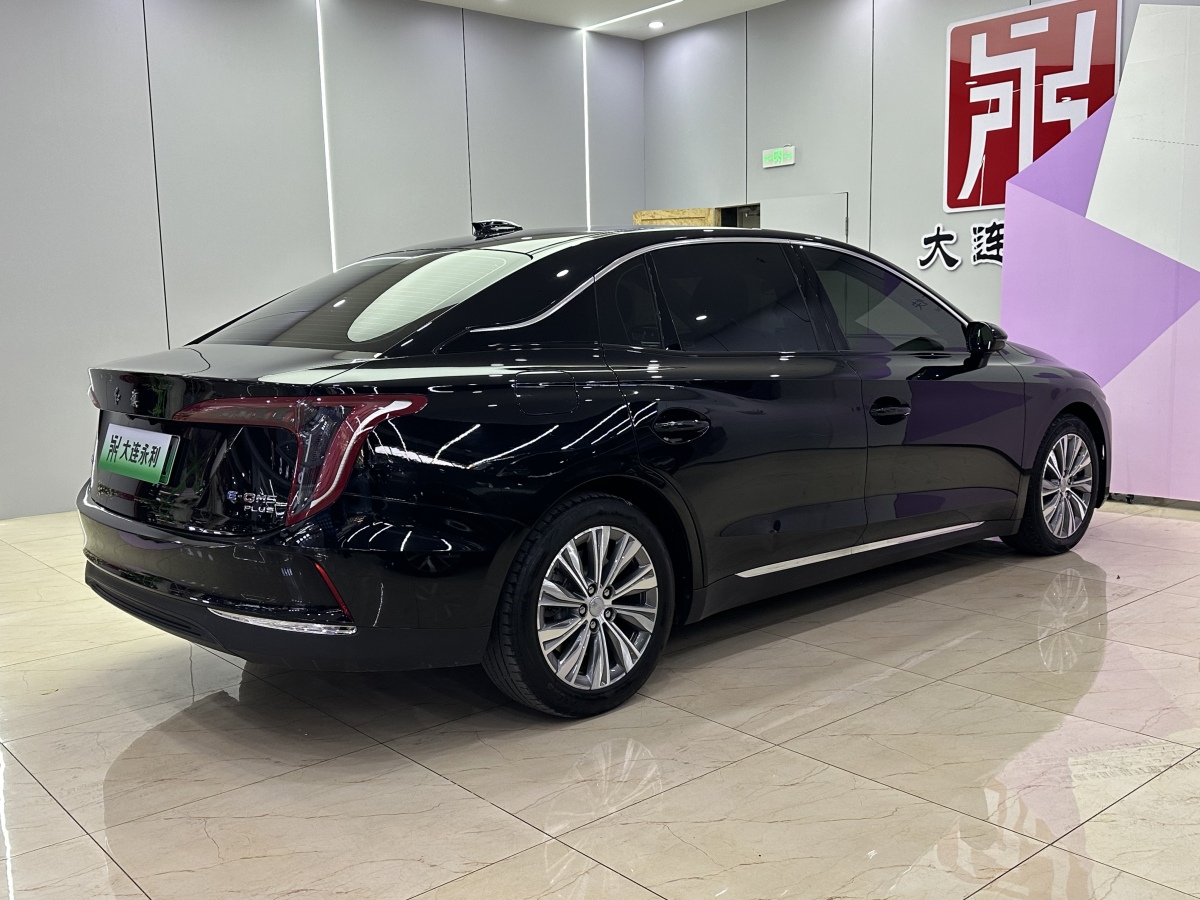 HongQi E-QM5 2024 car image #5