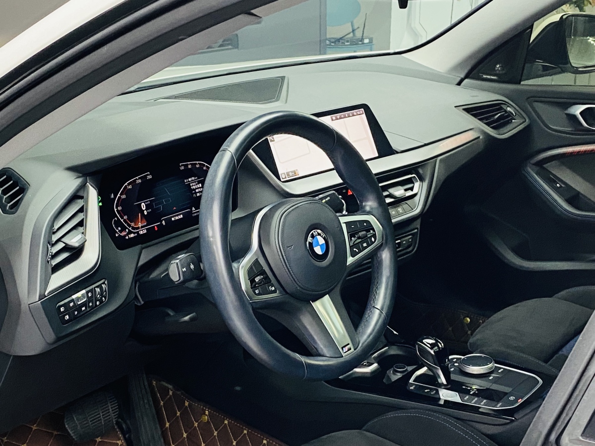 BMW 2 Series 2023 #5 BMW 2 Series 2023 car image #5