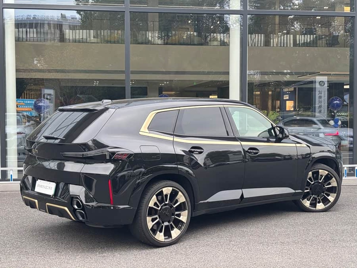 BMW XM 2024 car image #5