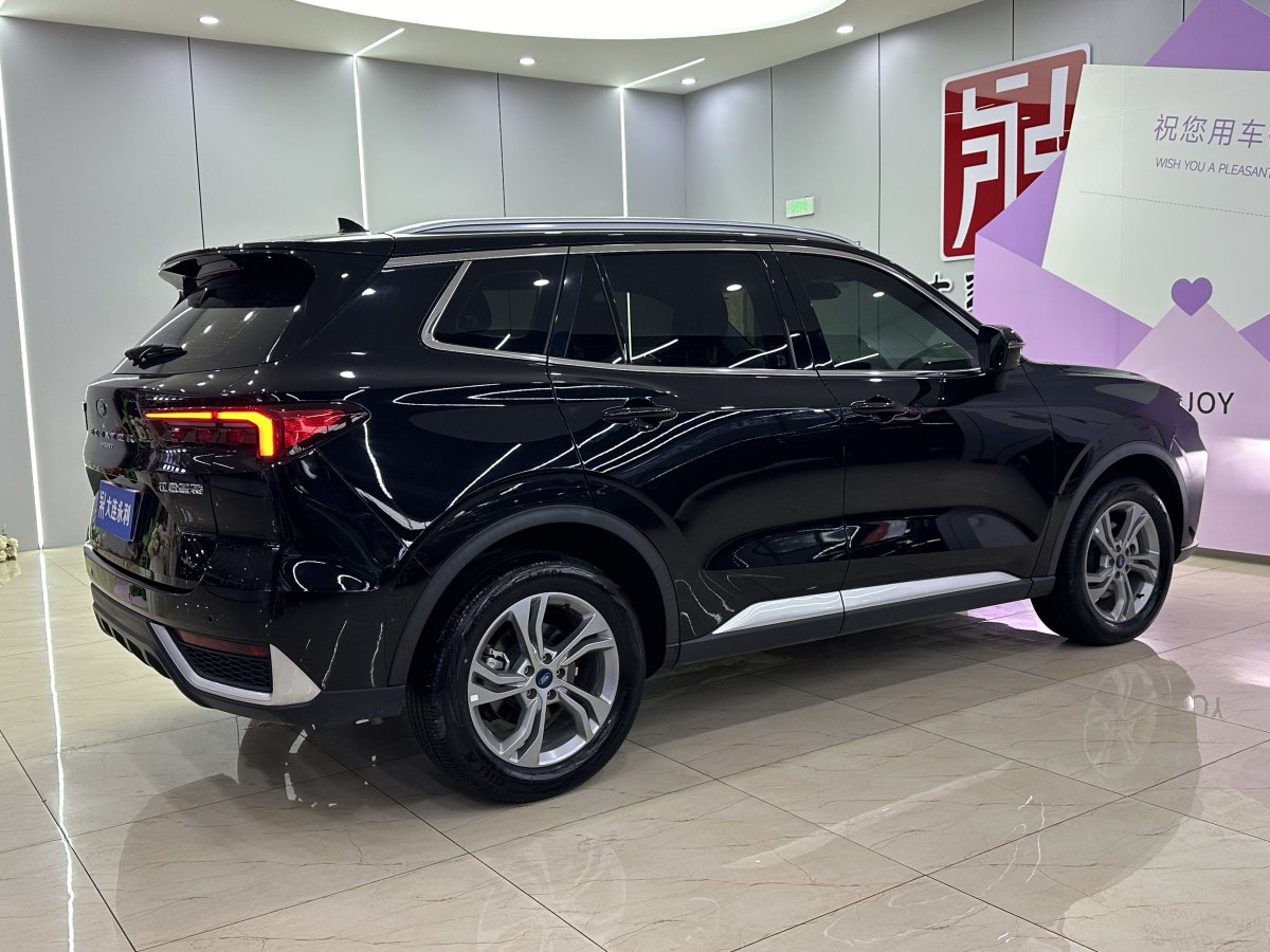 Ford Equator Sport 2024 immagine di auto #5