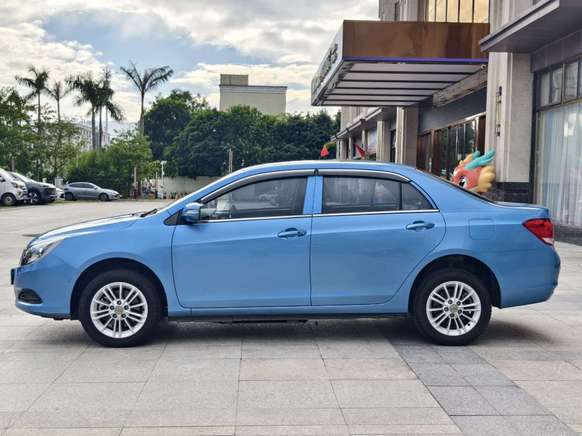 BYD e5 2021 car image #5