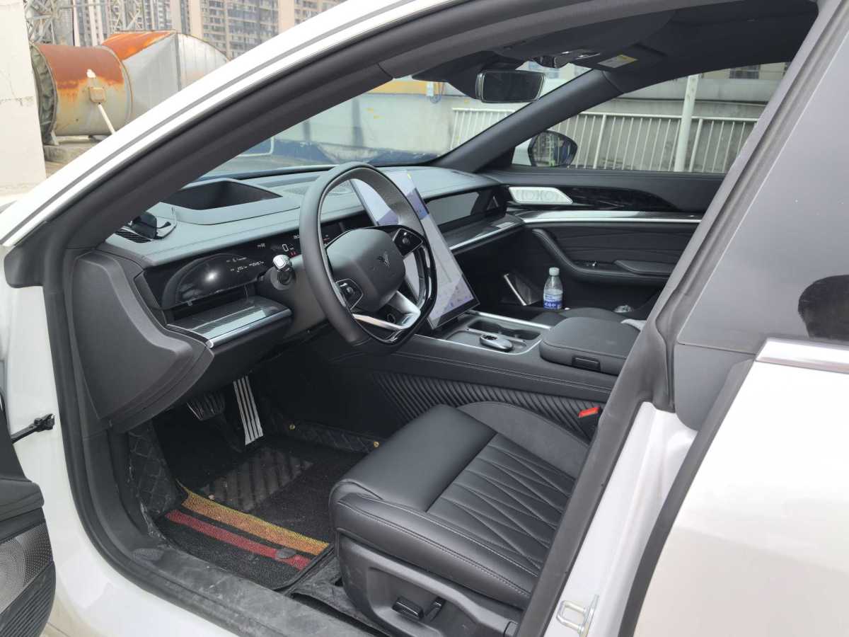 哪吒汽车 哪吒S 2025 汽车图片 #5