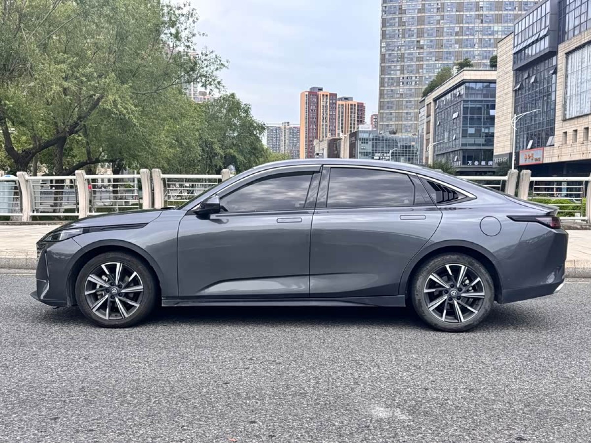 Changan Lamore 2023 car image #5