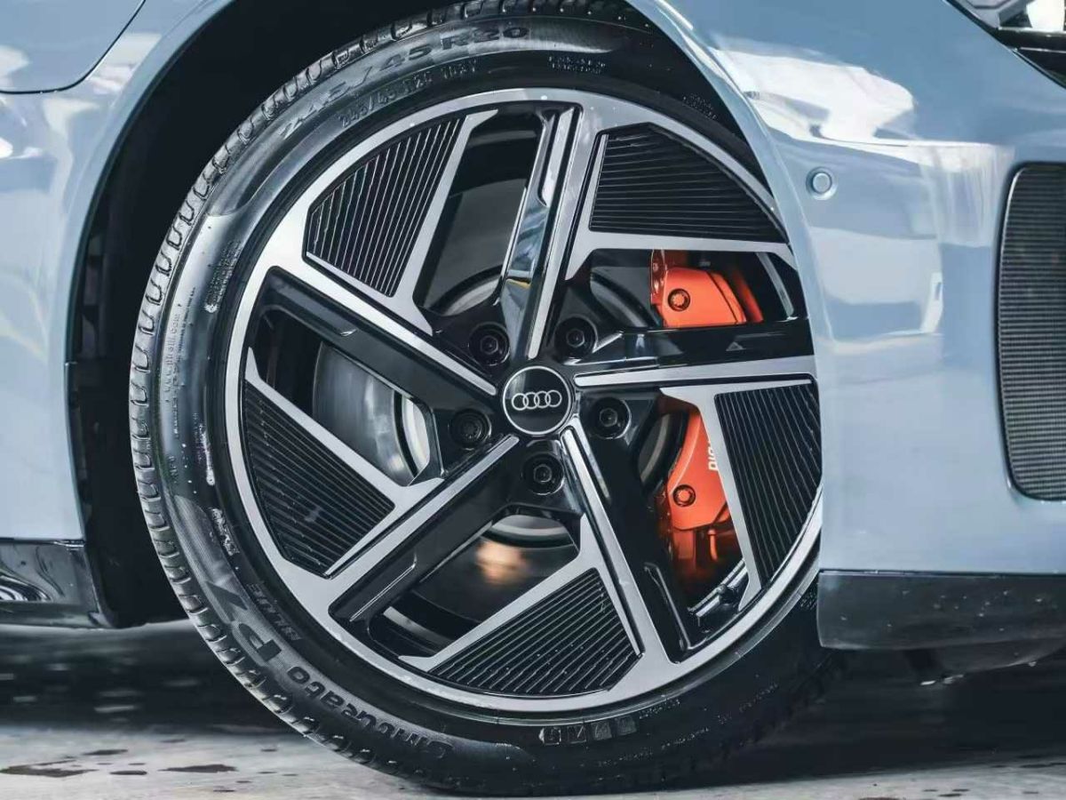 Audi e-tron GT 2022 car image #5