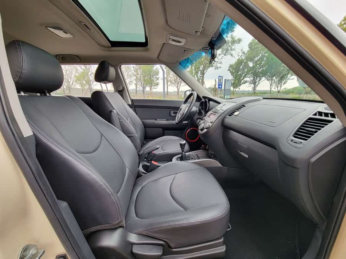 Kia Soul 2011 imagen de coche #5