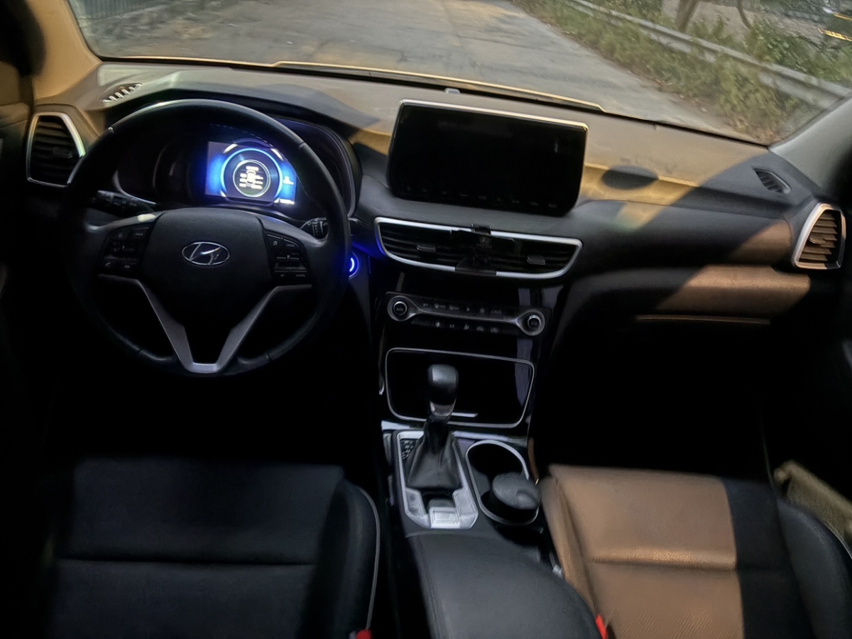 Hyundai Tucson (Imported) 2020 car image #5