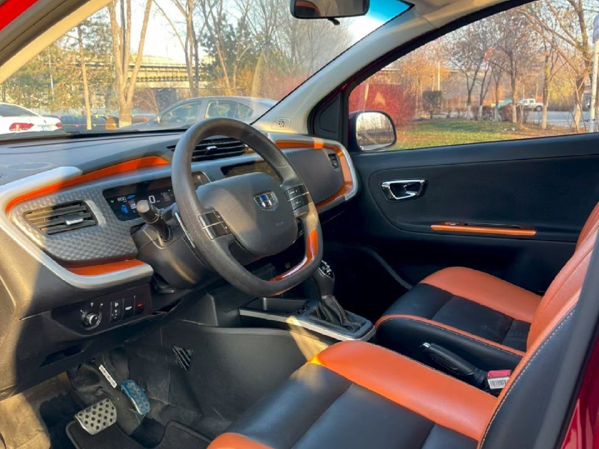 GEELY Vision X1 2019 car image #5