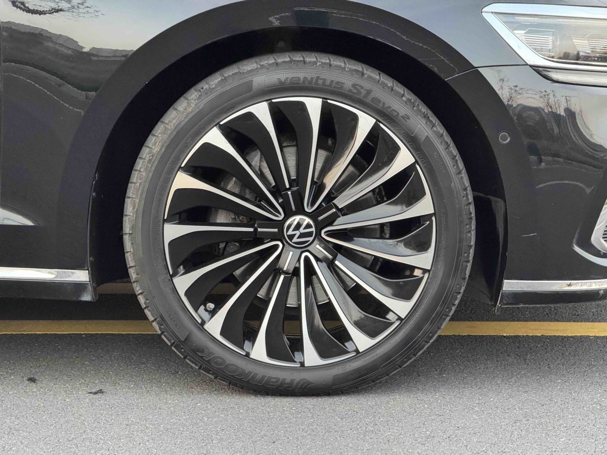 Volkswagen Phideon 2022 immagine di auto #5