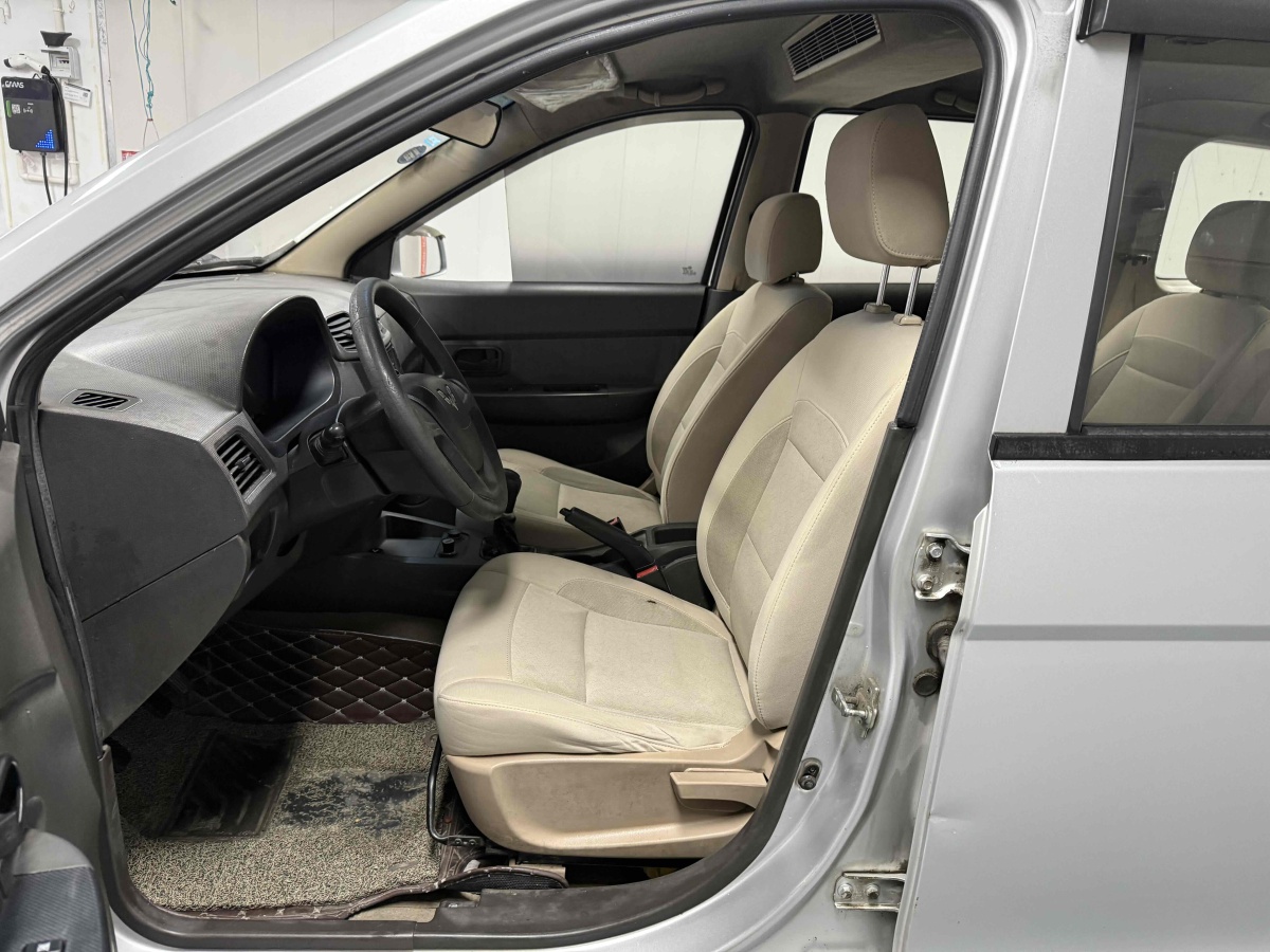 Wuling Hongguang 2017 изображение автомобиля #5