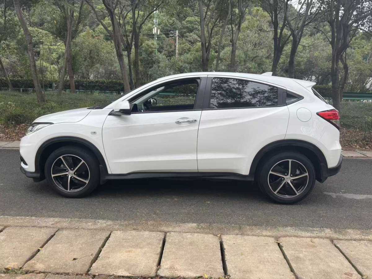 Honda VEZEL 2021 #5 Honda VEZEL 2021 car image #5