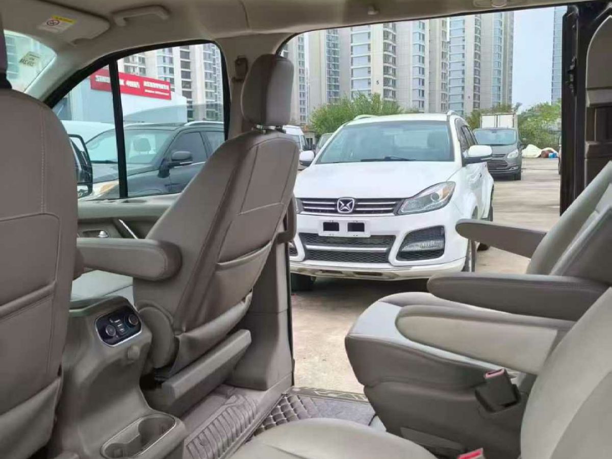 Ford Tourneo 2016 immagine di auto #5