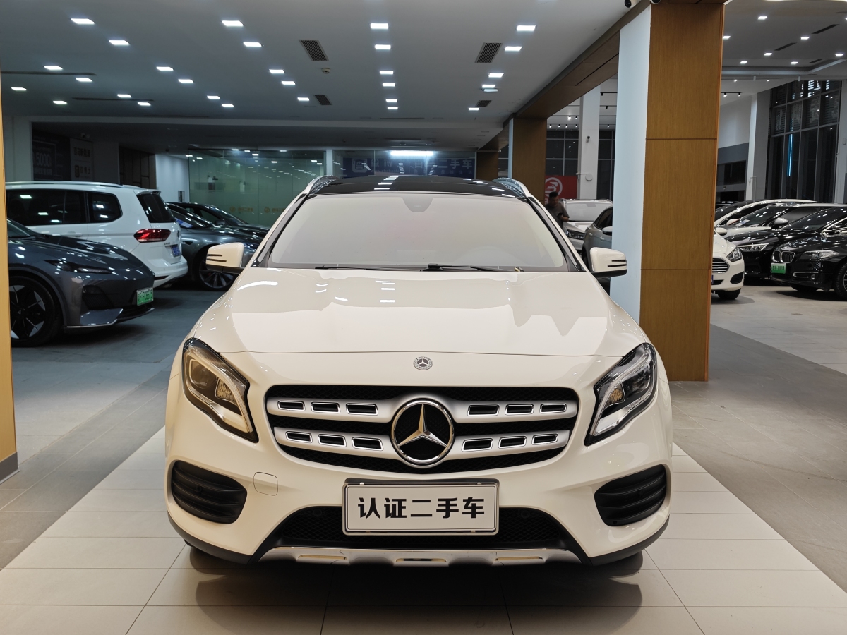 Mercedes-Benz GLA Class (Imported) 2019 #5 Mercedes-Benz GLA Class (Imported) 2019 immagine di auto #5