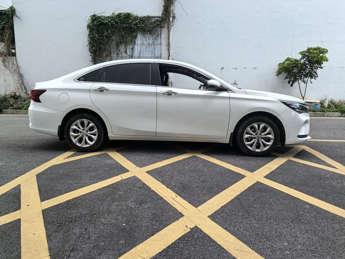 GAC Trumpchi GA4 2018 #5 GAC Trumpchi GA4 2018 car image #5