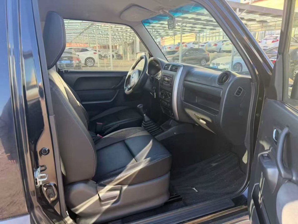 Suzuki Jimny (Imported) 2014 immagine di auto #5