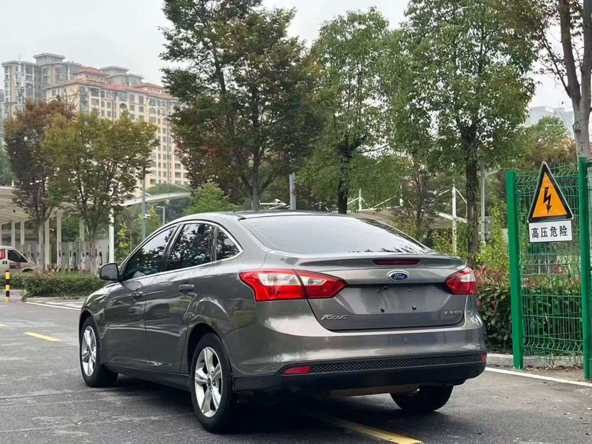 Ford Focus (Imported) 2013 car image #5