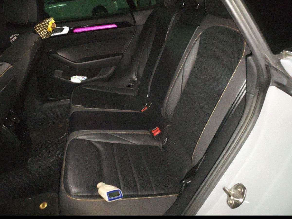 Volkswagen CC 2022 car image #5