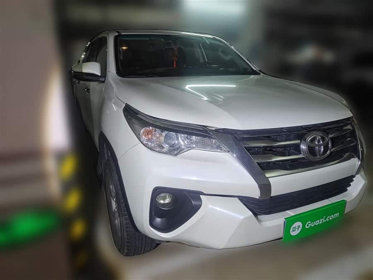 Toyota Fortuner 2018 #5 Toyota Fortuner 2018 immagine di auto #5