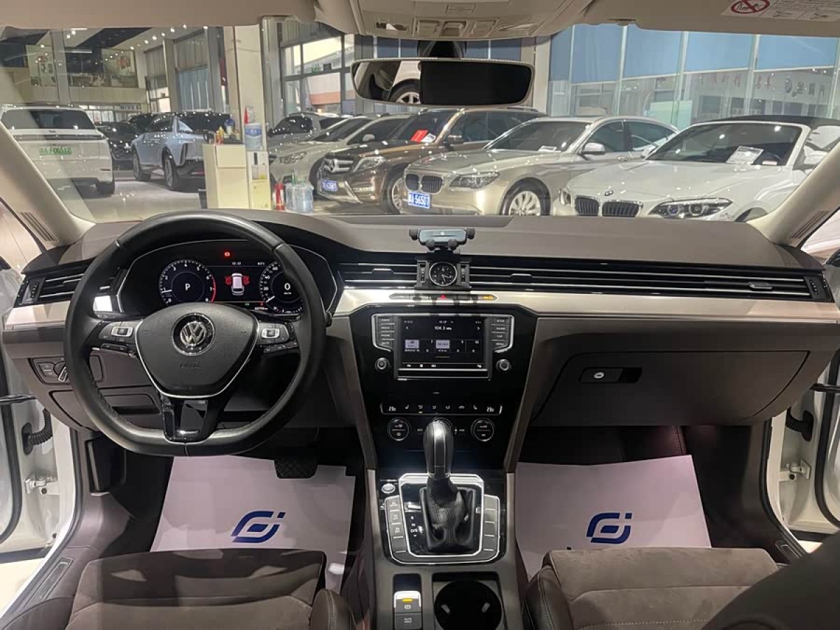 Volkswagen Passat Variant 2017 car image #5