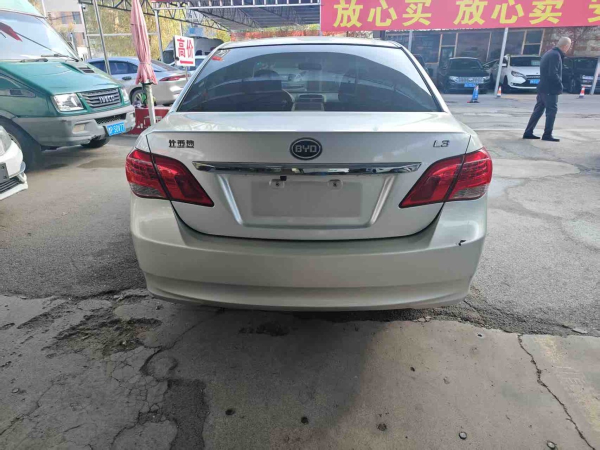 BYD L3 2013 car image #5