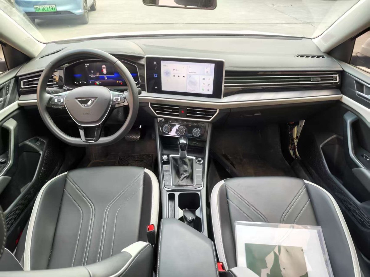 Jetta VA7 2025 car image #5